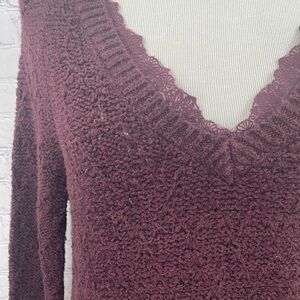 Knitted & Knotted Anthropologie Burgundy Wine Red Lace Deep V Tunic Sweater Fall